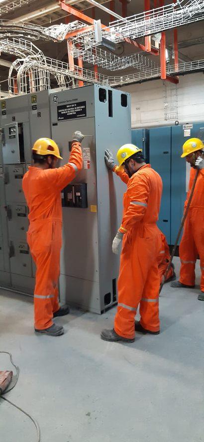 Nosotros Instalaciones Electricas MONTAJE DE TABLEROS
